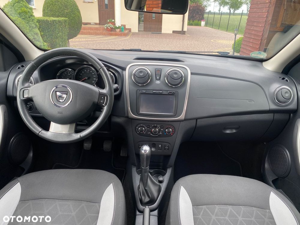 Dacia Sandero 0.9 TCe SL Celebration S&S - 13