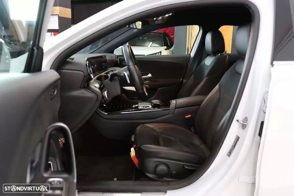 Mercedes-Benz A 180 Limousine d 7G-DCT AMG Line - 11