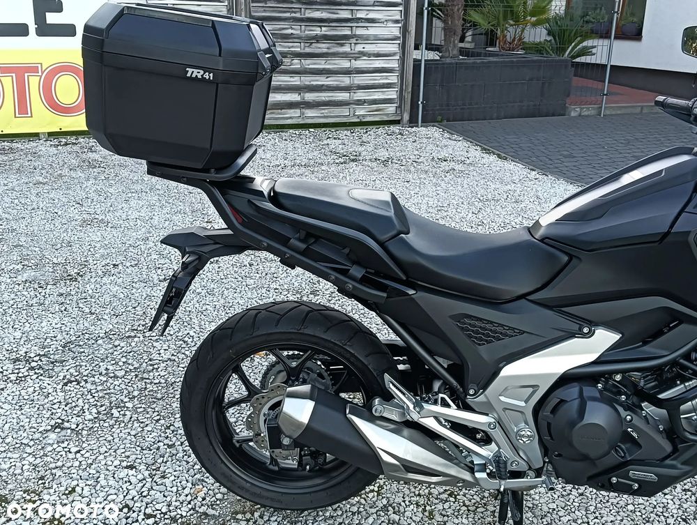Honda NC - 16