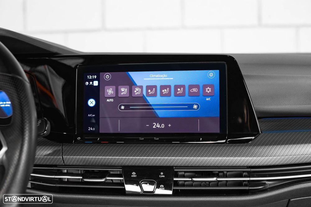 VW Golf Variant 2.0 TDi R-Line DSG - 16