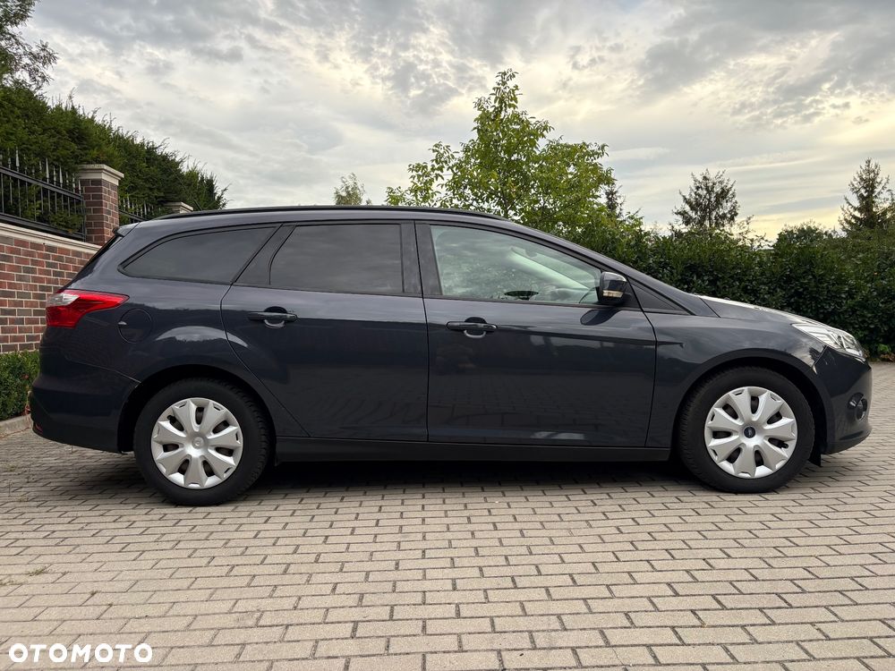 Ford Focus 2.0 TDCi Trend - 24