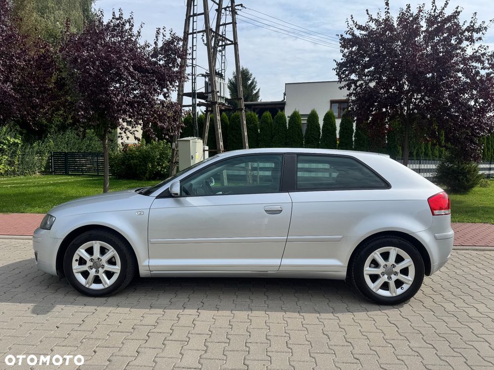 Audi A3 3-drzwiowe 2.0 TDI Attraction S tronic - 2