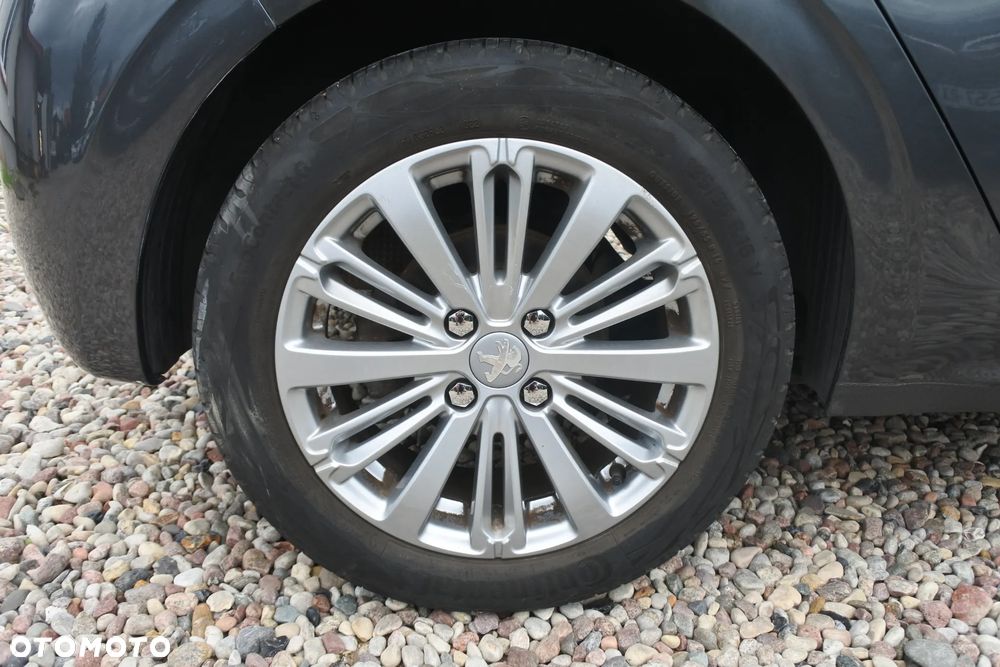 Peugeot 208 PureTech 110 Stop & Start EAT6 Allure - 27