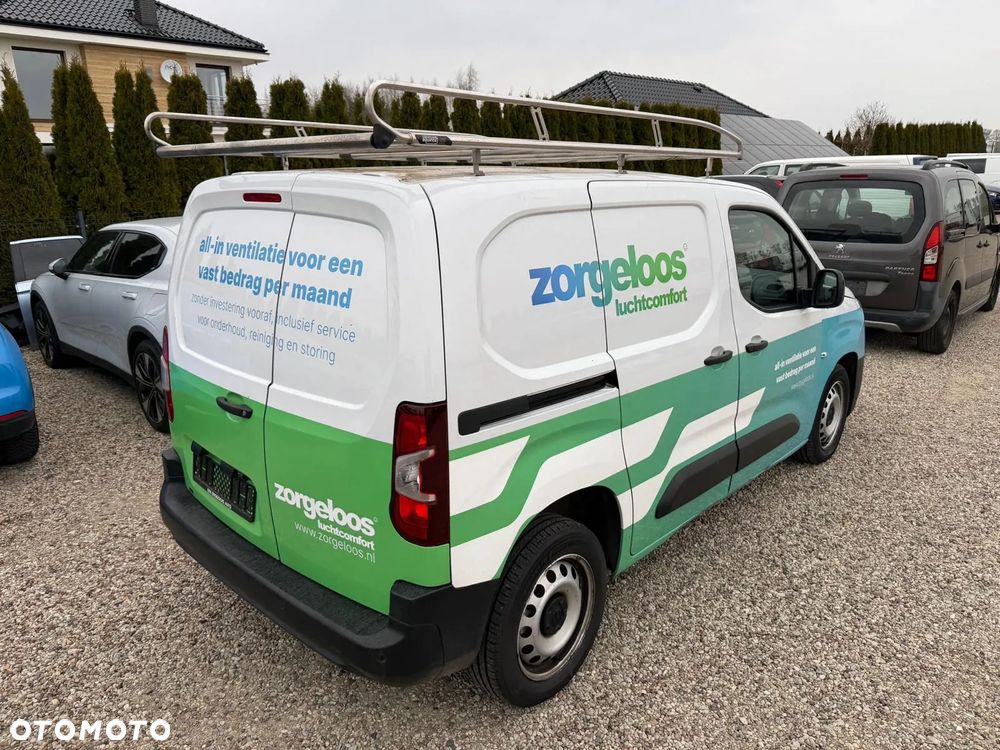 Opel COMBO - 8
