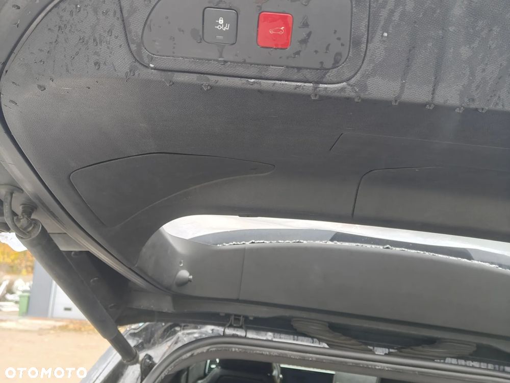 DS Automobiles DS 7 Crossback 2.0 BlueHDi Performance Line + - 29