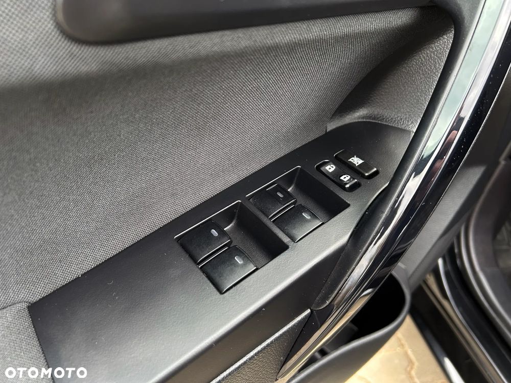 Toyota Auris 1.6 Comfort - 17