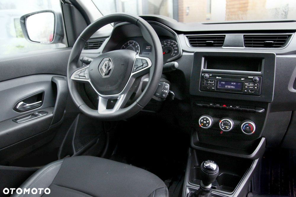Renault Express - 12