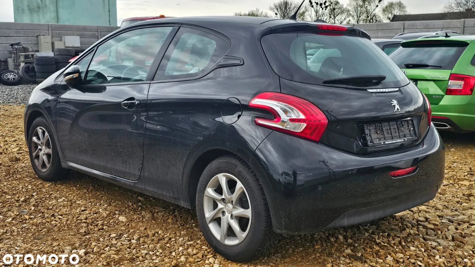Peugeot 208 - 3