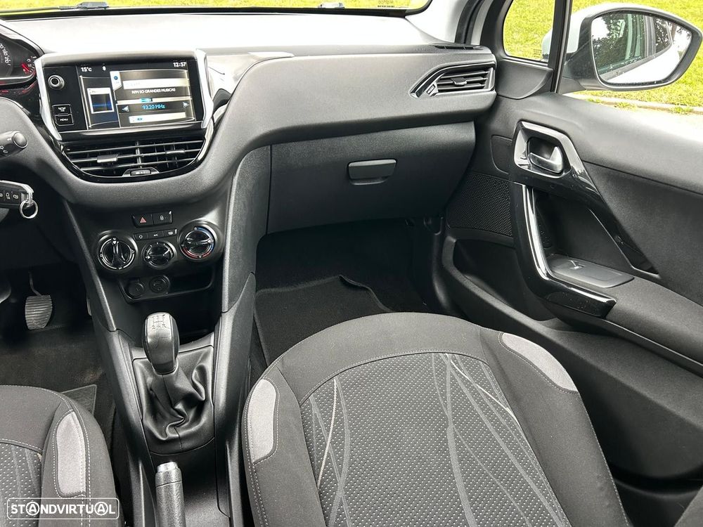 Peugeot 208 1.4 HDi Active - 20