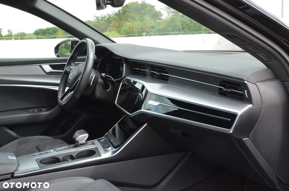 Audi A6 Avant 55 TFSI e quattro S tronic sport - 24