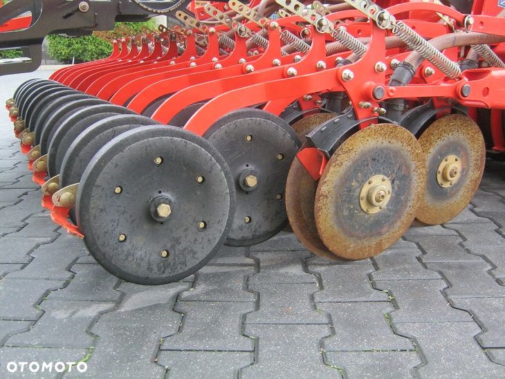 Kuhn HR 304 + VENTA LC 3000 - 10