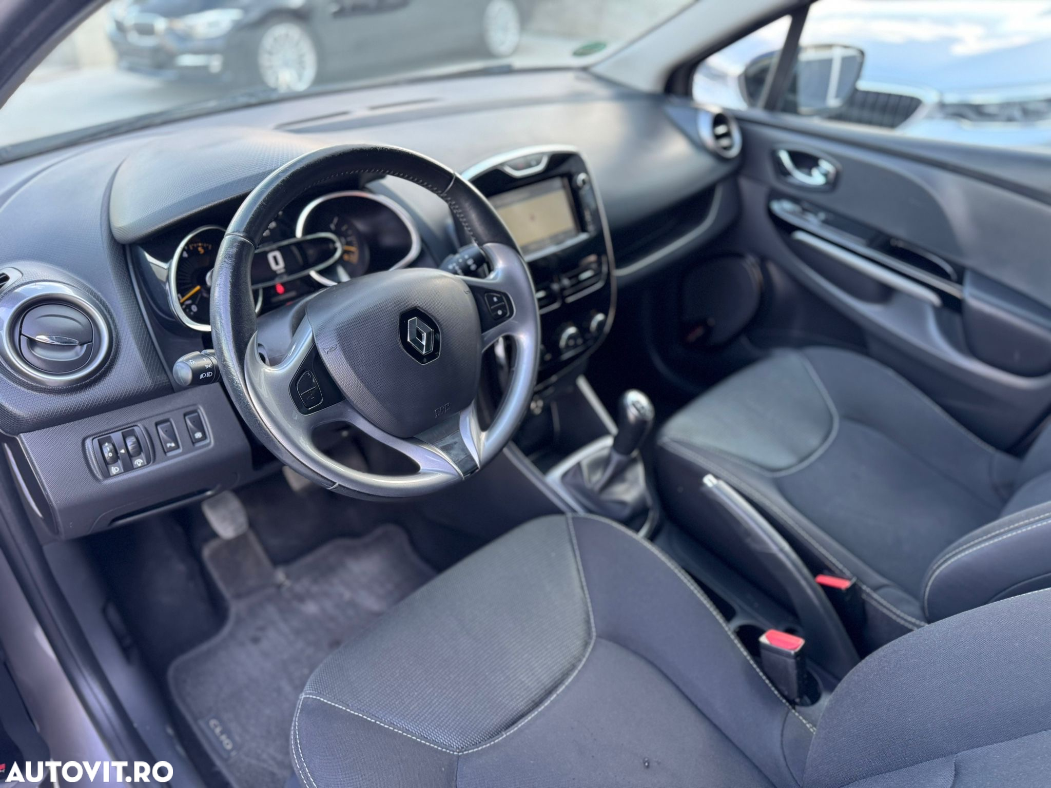 Renault Clio dCi 90 Dynamique - 6