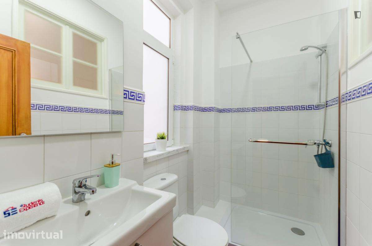 Quarto - localizado em Avenida da Liberdade Lisbon - Grande imagem: 2/24