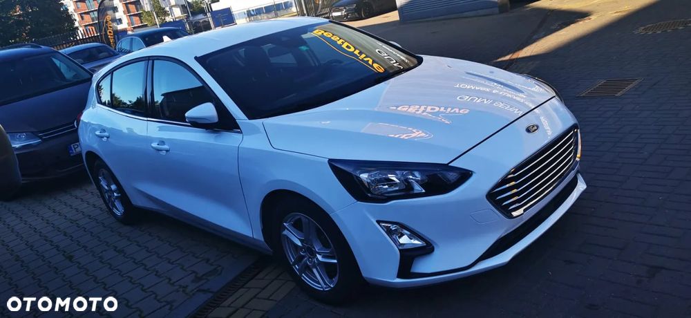 Ford Focus 1.0 EcoBoost Active Business - 14