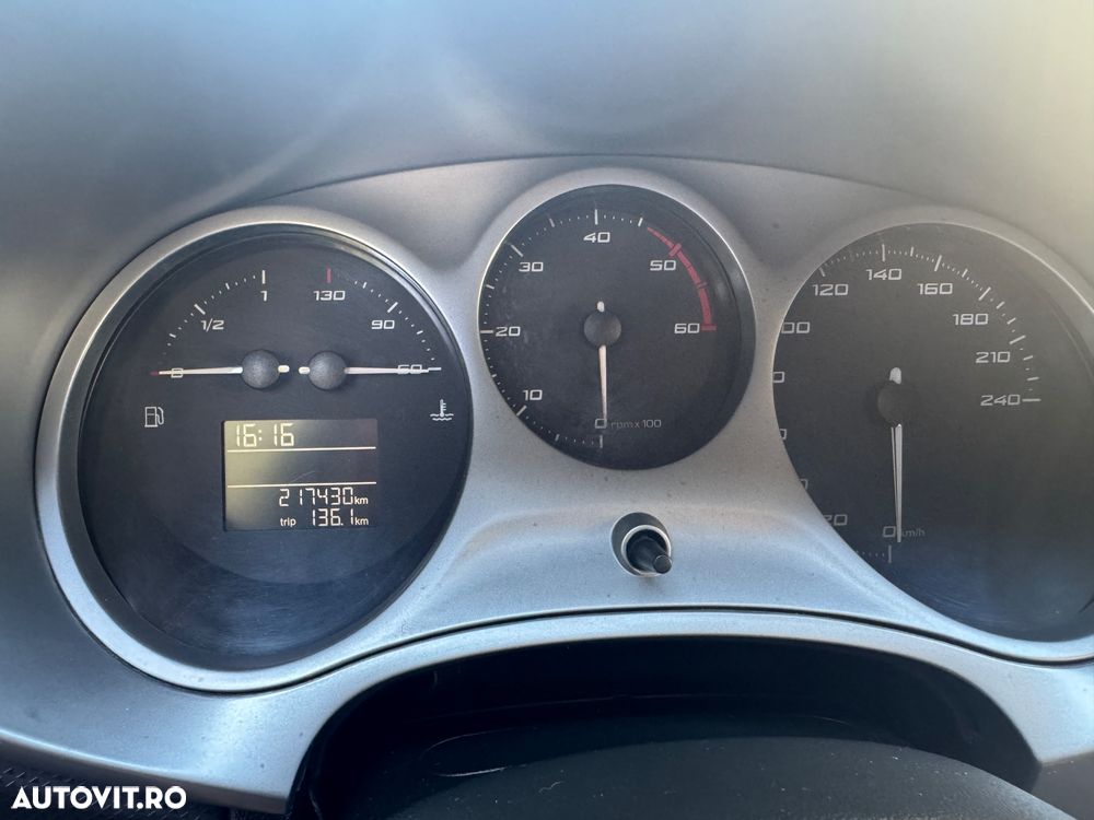 Seat Leon 2.0 TDI DPF FR - 7