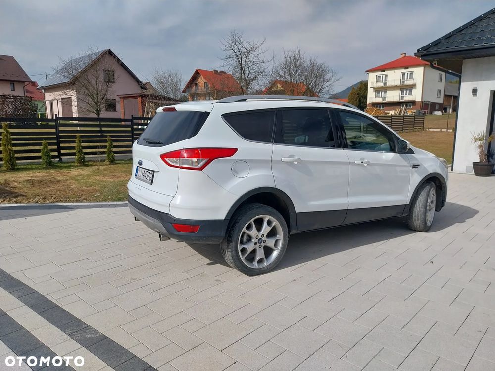 Ford Kuga - 11