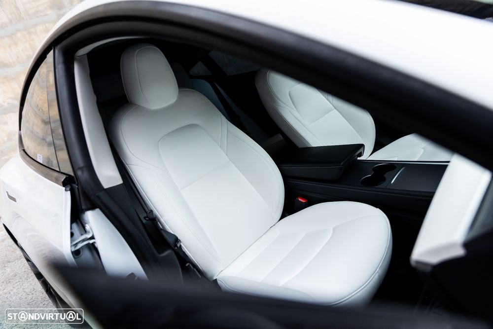 Tesla Model 3 Long Range AWD Dual Motor Performance - 18