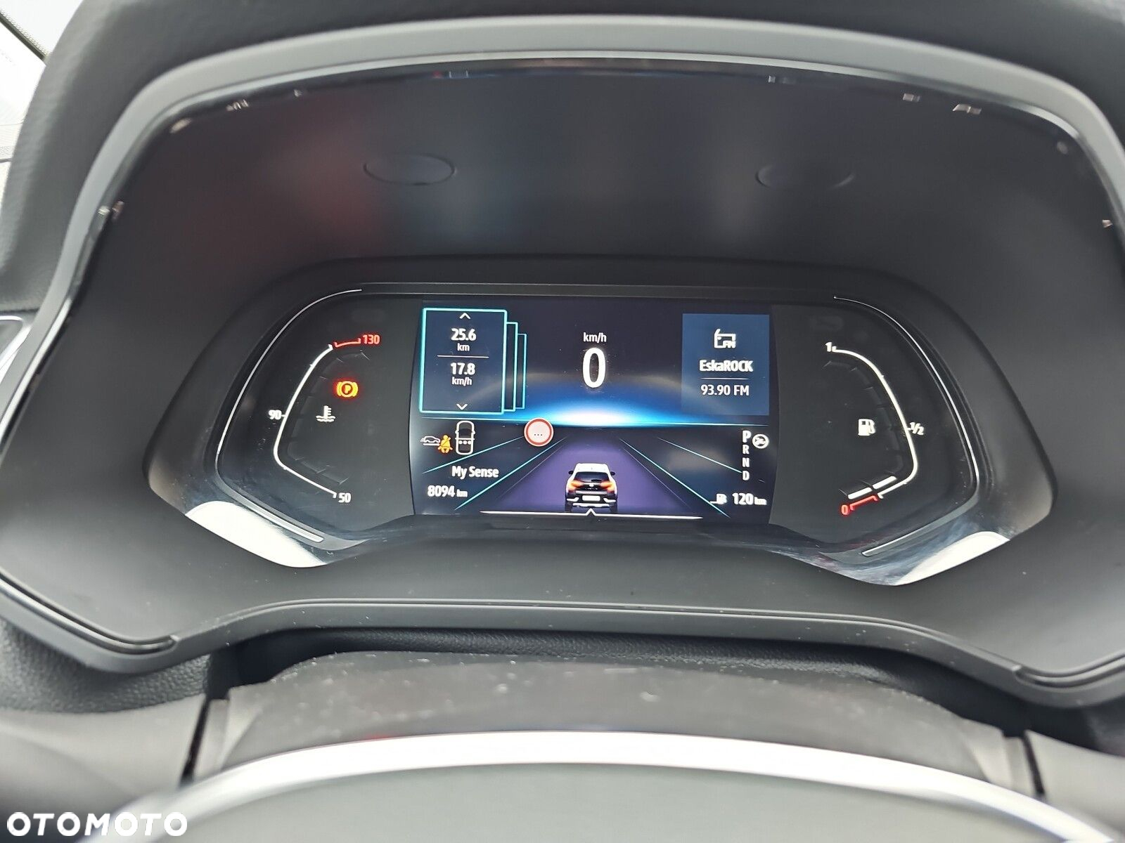 Renault Captur - 19
