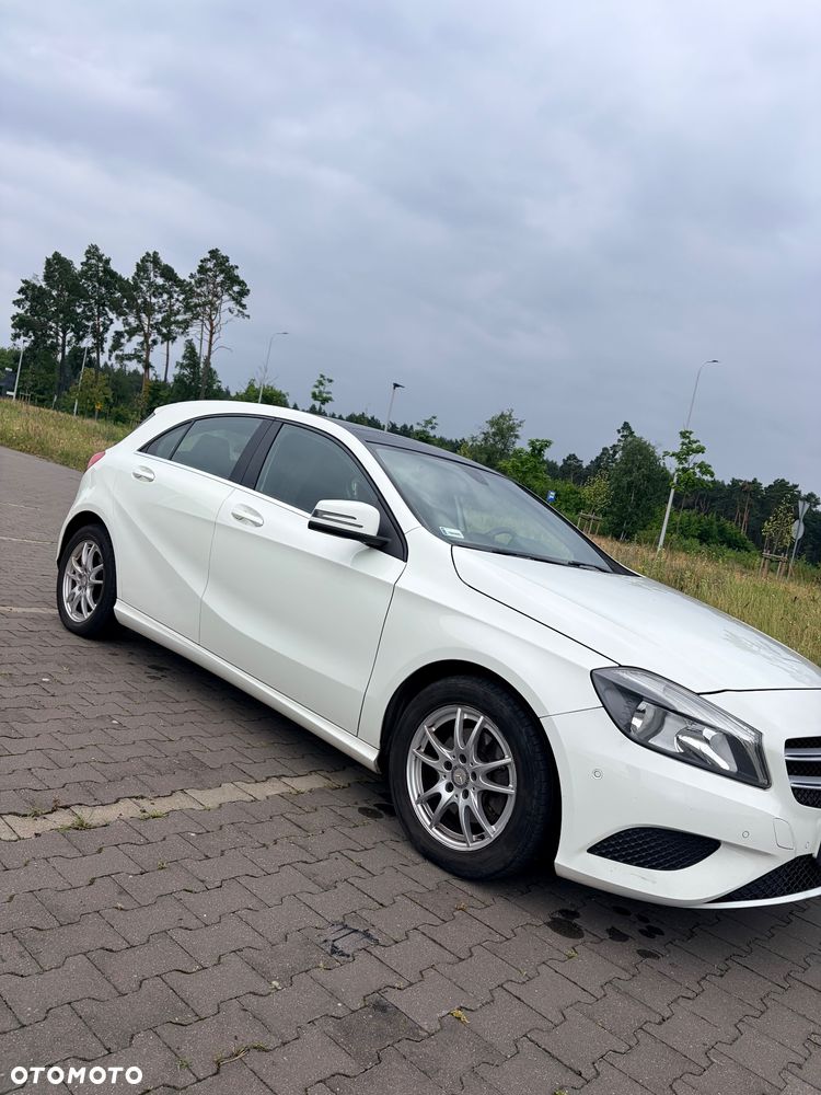 Mercedes-Benz Klasa A 180 BlueEfficiency Edition - 2