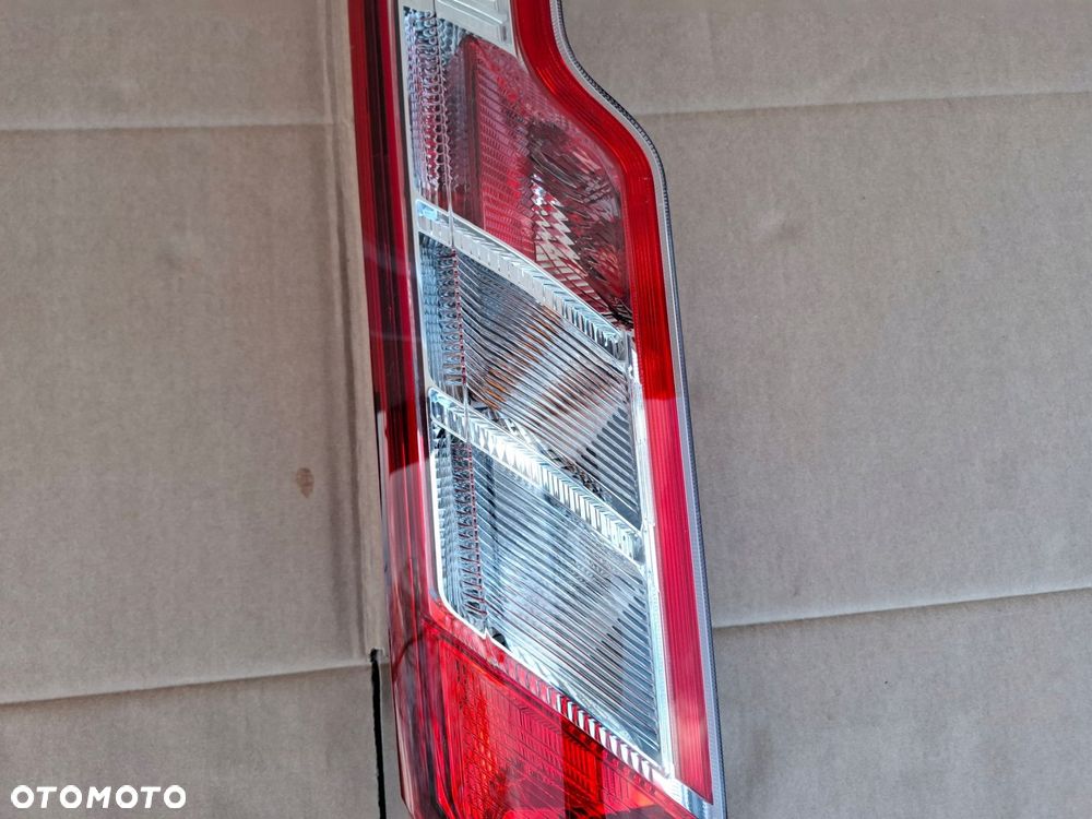 lampa tylna ford transit custom oryginał ładny stan - 3