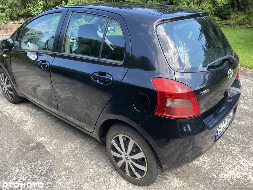 Toyota Yaris 1.3 Luna A/C - 5