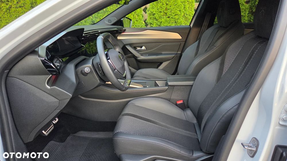 Peugeot 308 1.2 PureTech GT S&S EAT8 - 12