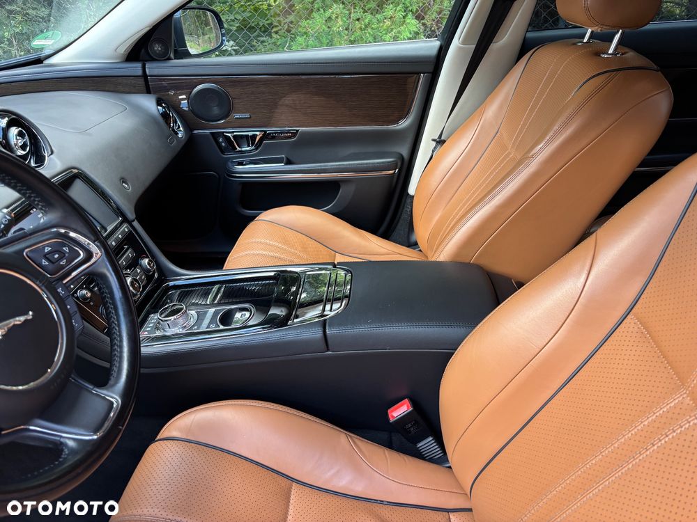 Jaguar XJ 3.0 V6 Langversion Portfolio - 23