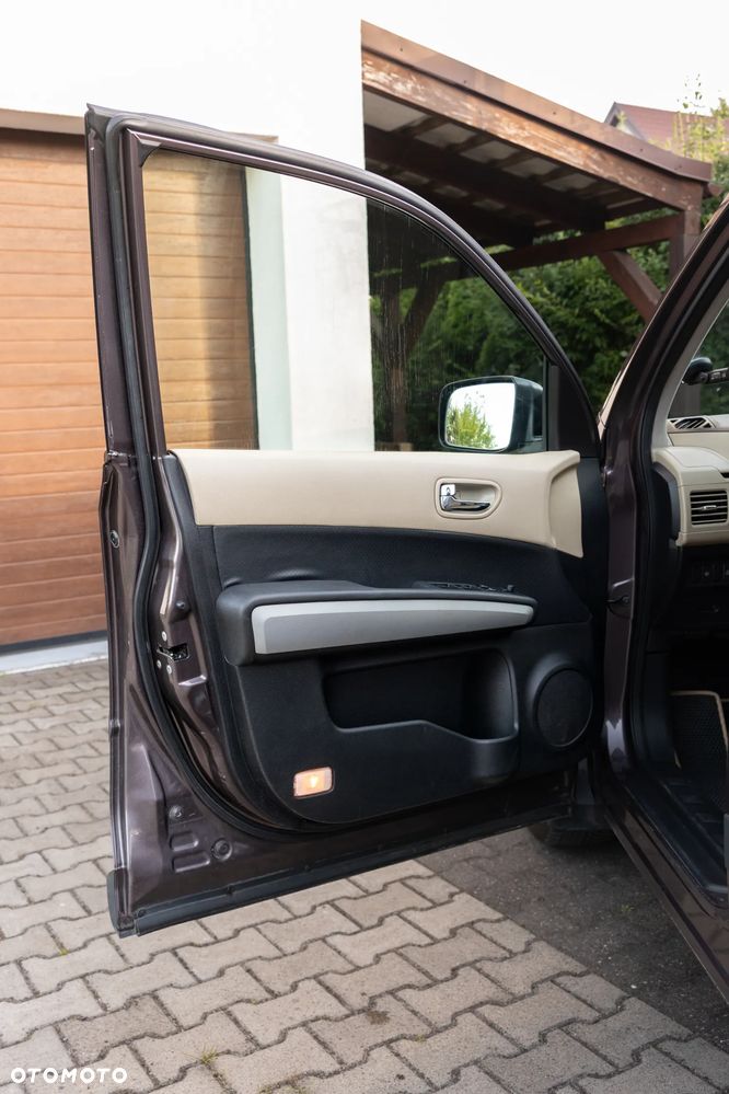 Nissan X-Trail 2.0 dCi LE Platinum - 13