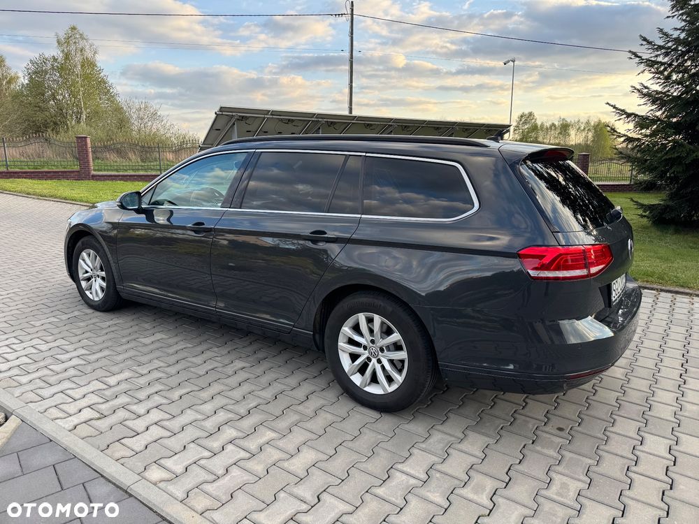 Volkswagen Passat 2.0 TDI SCR DSG Comfortline - 6