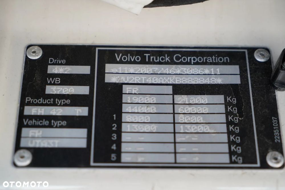 Volvo FH 500 / NISKA KABINA / HYDRAULIKA / WYSOKO ZAWIESZONY / - 38