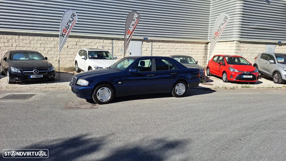 Mercedes-Benz C 180 Classic - 25