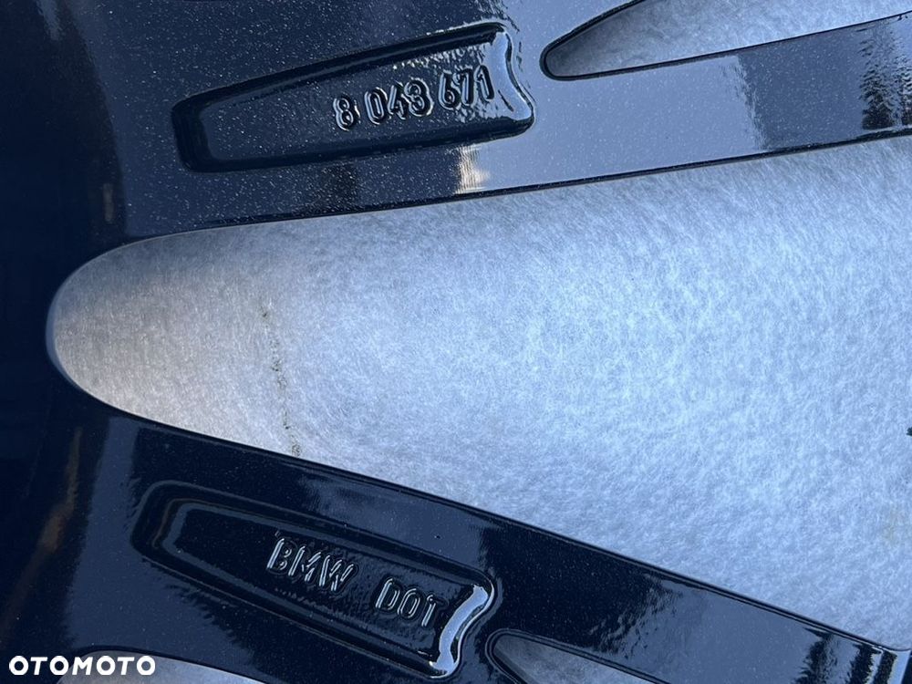 Felgi BMW X3 X4 G01 G02 G30 G31 21'' BMW INDIVIDUAL - 17