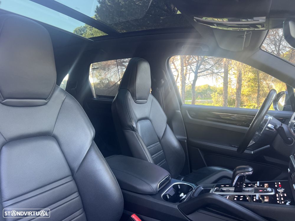 Porsche Cayenne S - 24