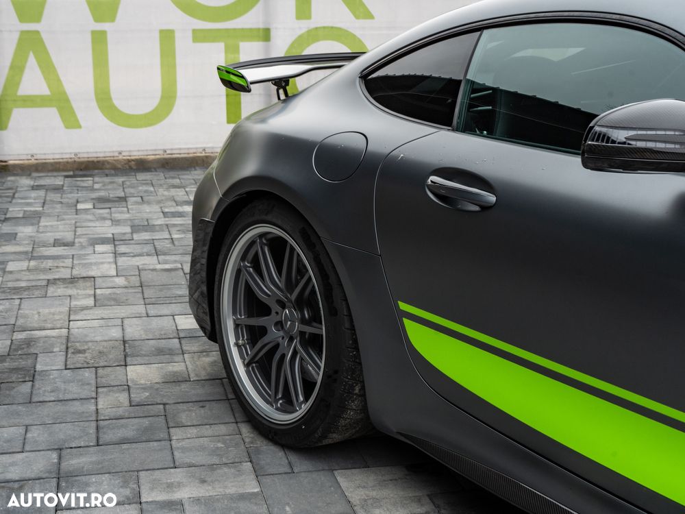Mercedes-Benz AMG GT - 19