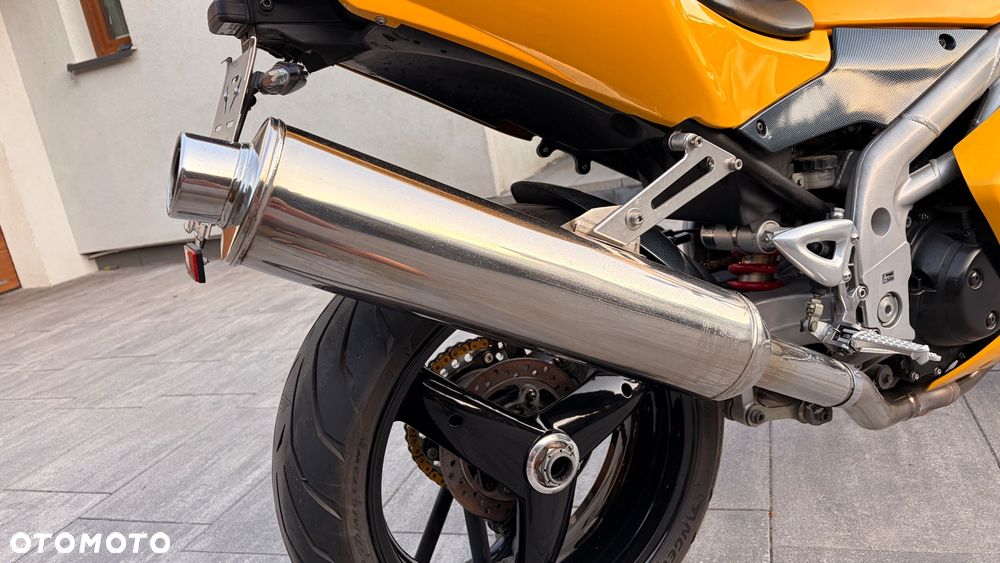 Triumph Daytona - 25