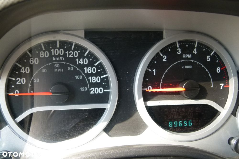 Jeep Wrangler - 9