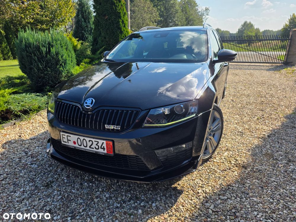 Skoda Octavia 2.0 TDI DSG RS - 3