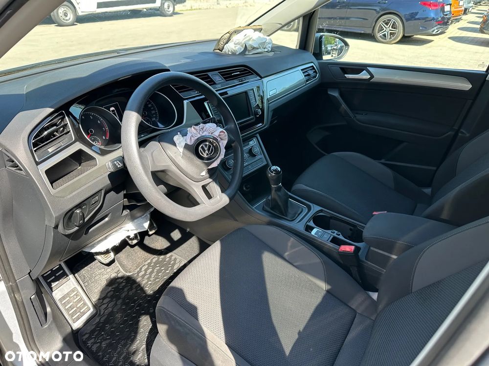 Volkswagen Touran 1.2 TSI (BlueMotion Technology) Trendline - 12