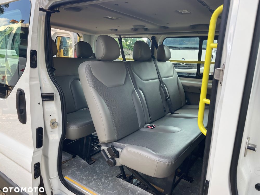Renault Trafic Passenger Expression - 38