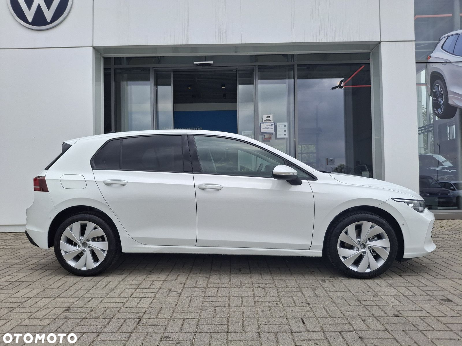 Volkswagen Golf VIII 1.5 TSI EVO Life - 4
