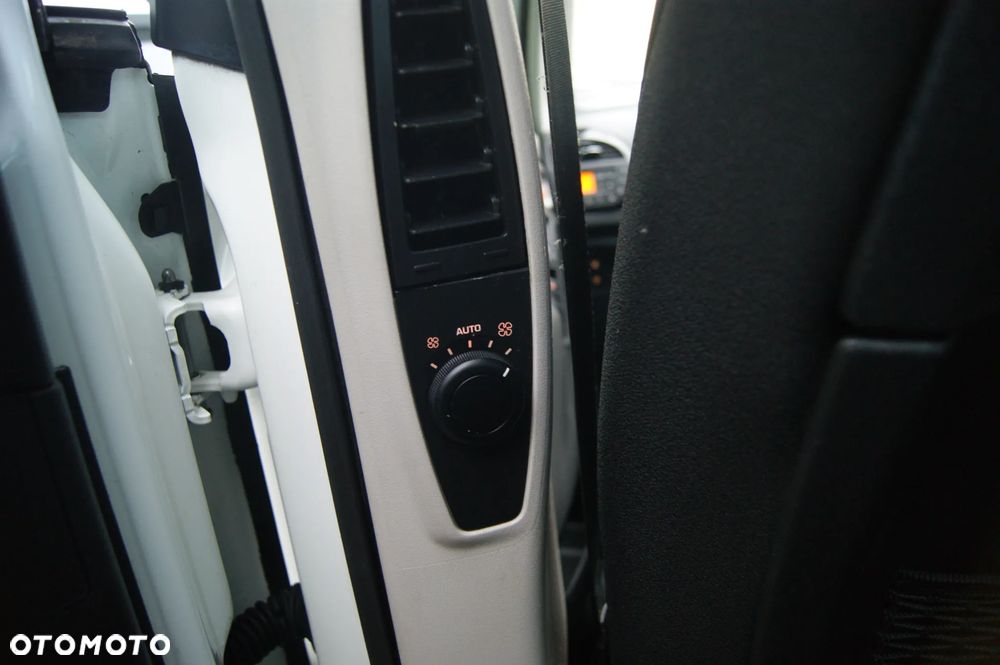 Citroën C4 Picasso 1.6 HDi Selection - 34