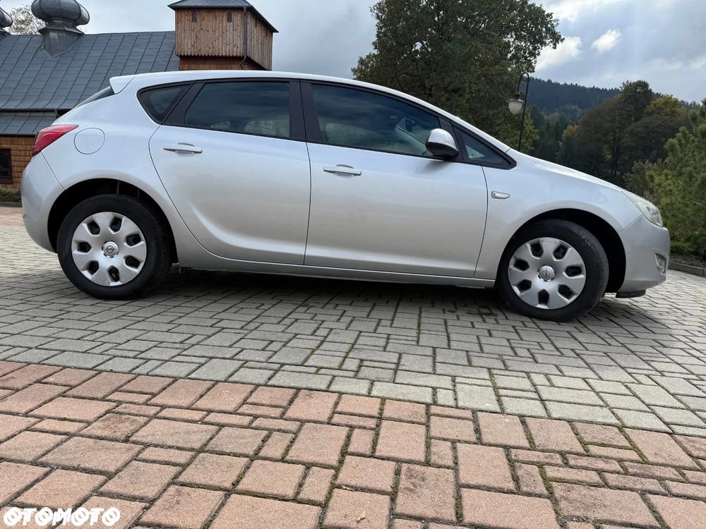 Opel Astra 1.7 CDTI DPF Design Edition - 4