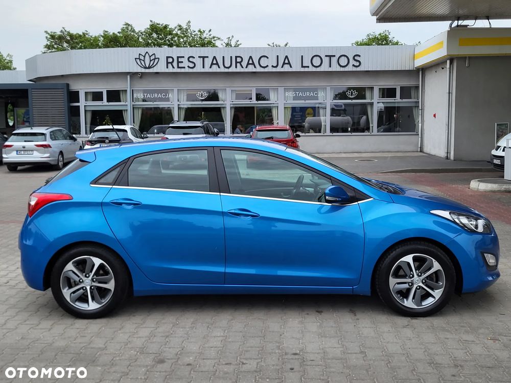 Hyundai i30 1.4 Passion Plus - 6