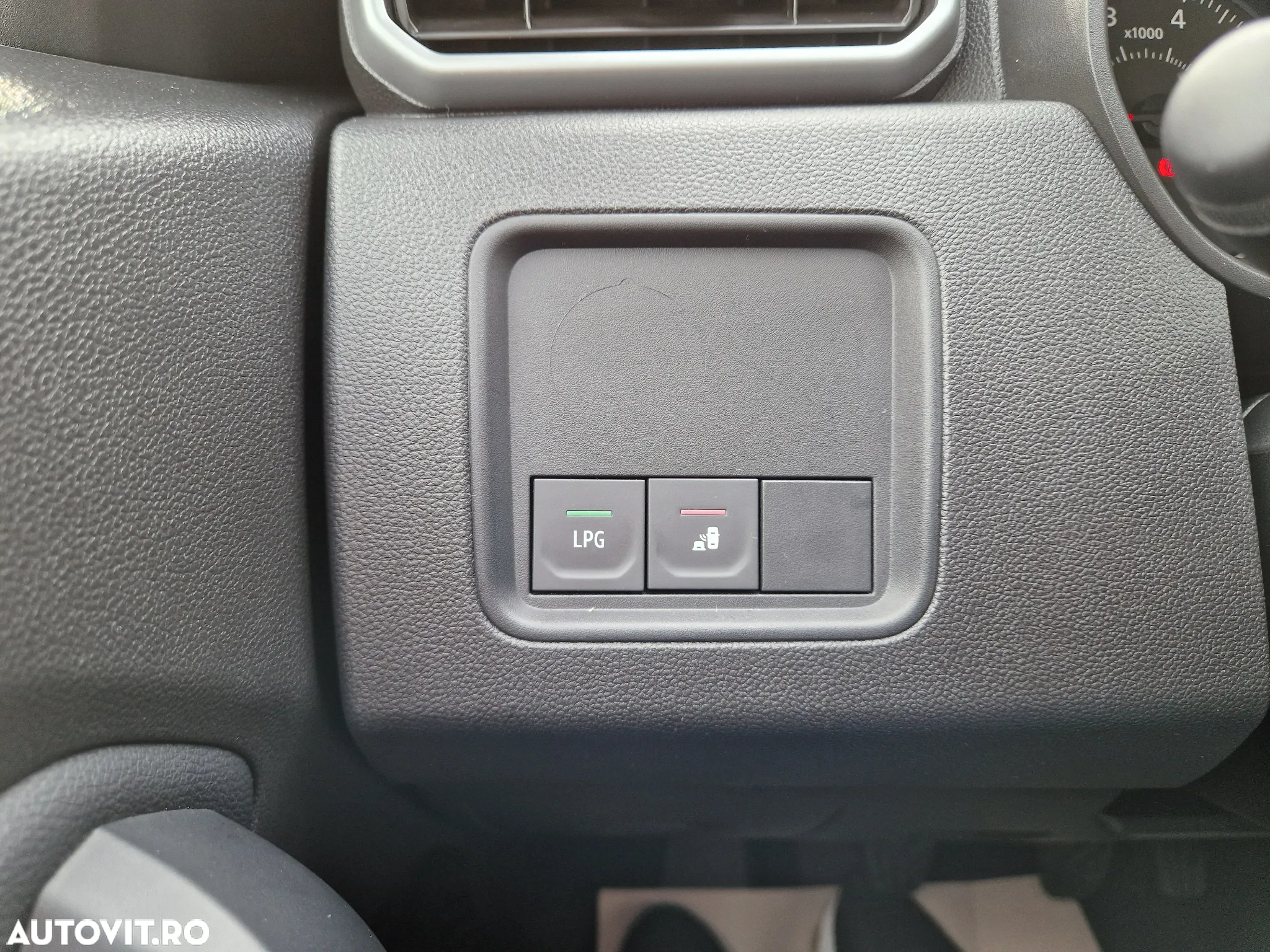 Dacia Duster ECO-G 100 Journey+ - 14