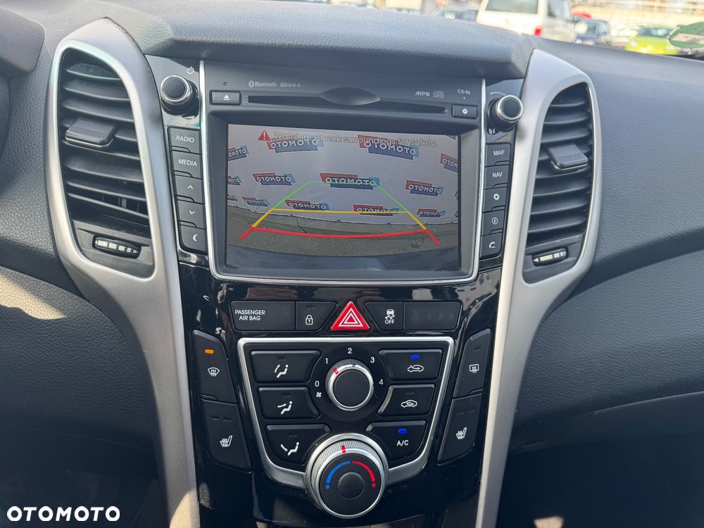 Hyundai i30 blue 1.6 CRDi Classic Navigation - 17