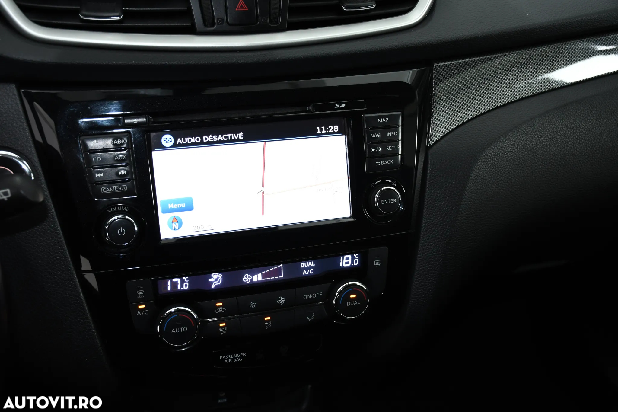 Nissan X-Trail 1.6 dCi ALL-MODE 4x4i N-Connecta - 16