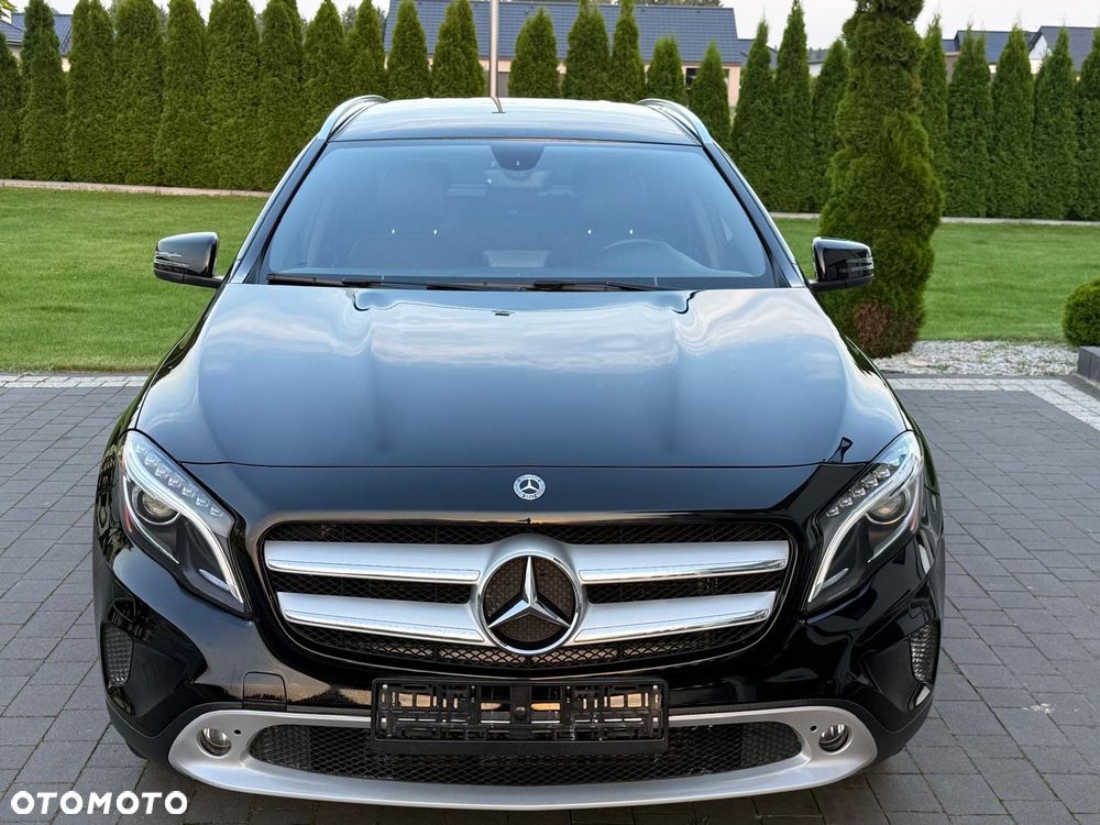 Mercedes-Benz GLA 250 4Matic 7G-DCT AMG Line - 1