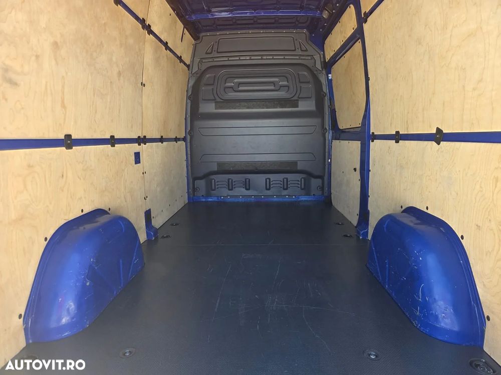 Mercedes-Benz New Sprinter L3H2 - 11