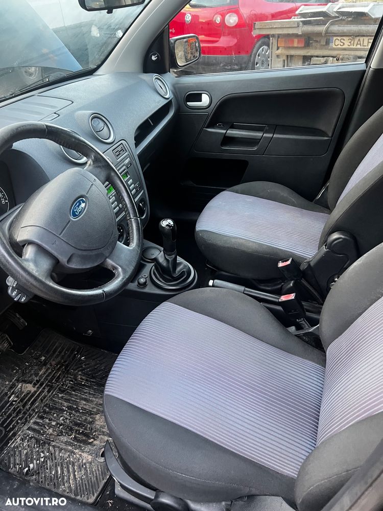 Ford Fusion 1.25 Black Magic - 7