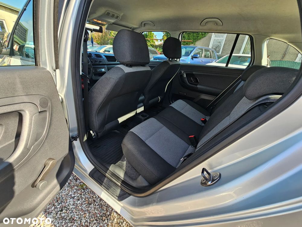 Skoda Fabia 1.6 TDI DPF Ambition - 9